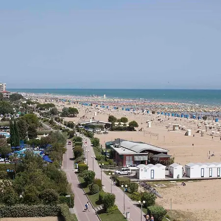 In 37069 * Bibione