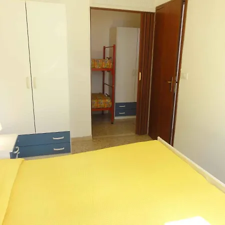 公寓 In 37069 *